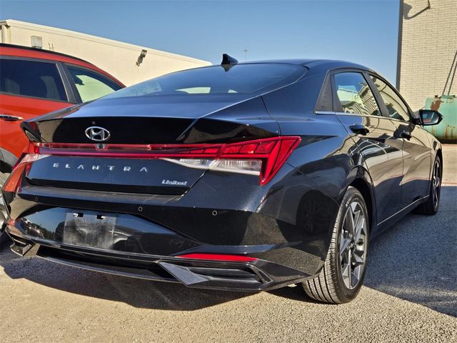 2022 Hyundai Elantra Limited