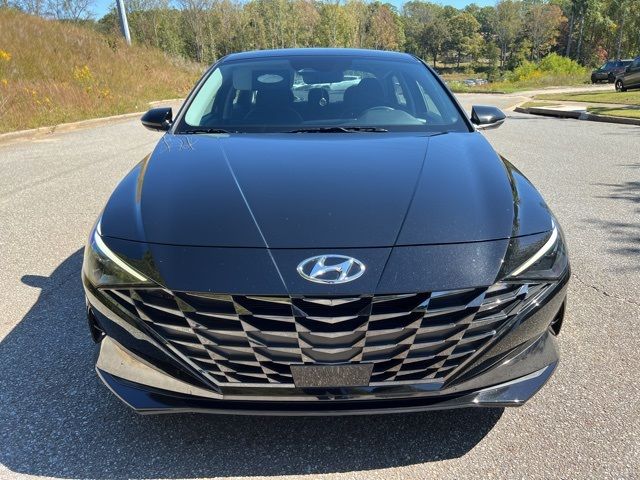 2022 Hyundai Elantra Limited