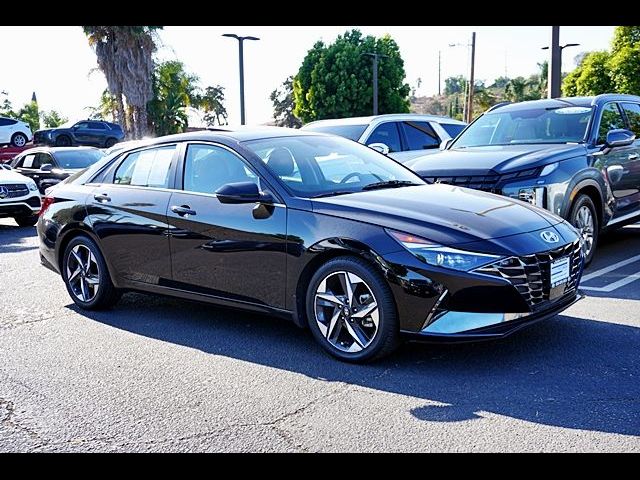 2022 Hyundai Elantra Limited