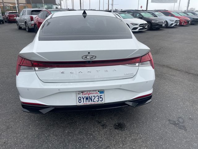 2022 Hyundai Elantra Limited