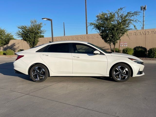 2022 Hyundai Elantra Limited