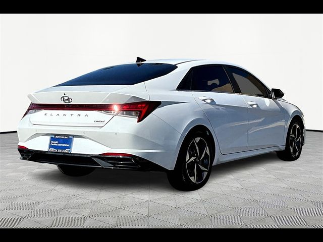 2022 Hyundai Elantra Limited