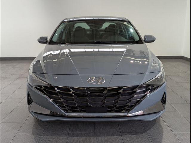 2022 Hyundai Elantra Limited