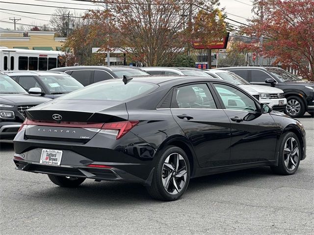 2022 Hyundai Elantra Limited