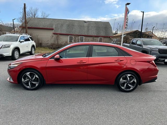 2022 Hyundai Elantra Limited