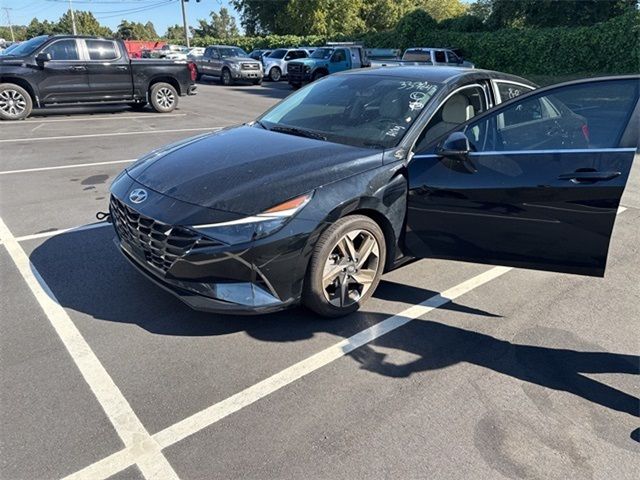 2022 Hyundai Elantra Limited