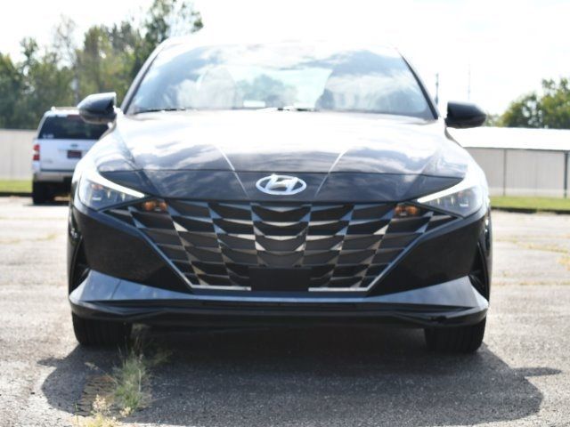 2022 Hyundai Elantra Limited