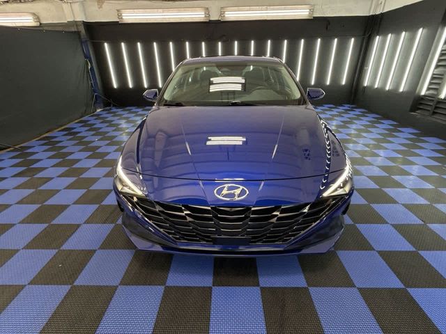 2022 Hyundai Elantra Limited