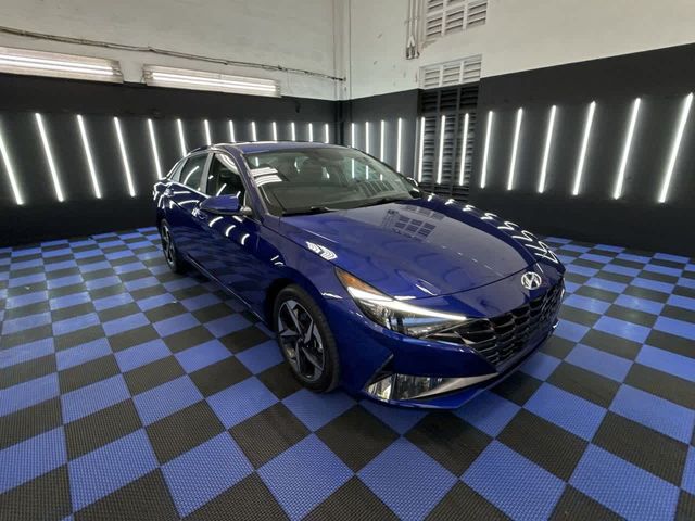 2022 Hyundai Elantra Limited