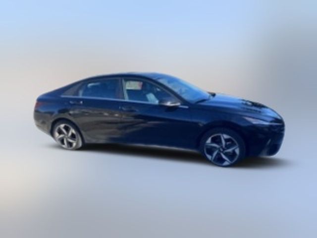 2022 Hyundai Elantra Limited