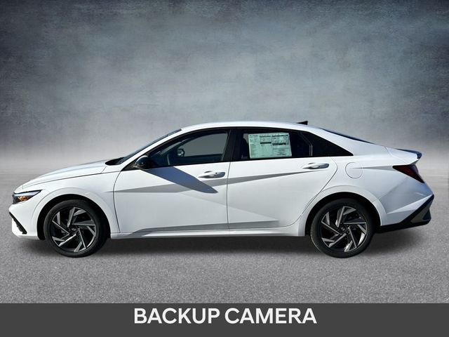 2022 Hyundai Elantra Limited