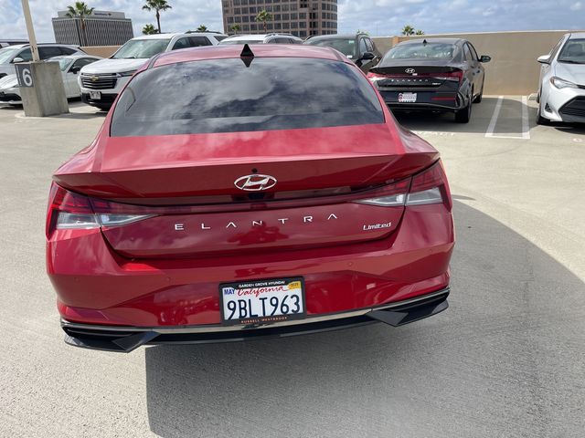 2022 Hyundai Elantra Limited