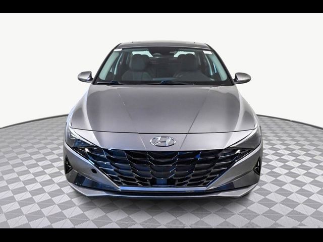 2022 Hyundai Elantra Limited