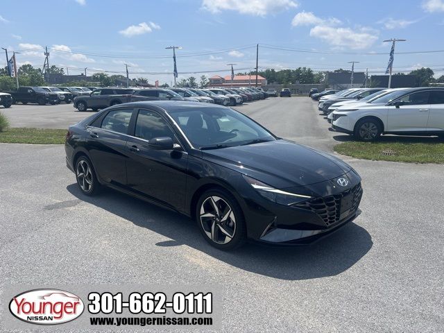 2022 Hyundai Elantra Limited