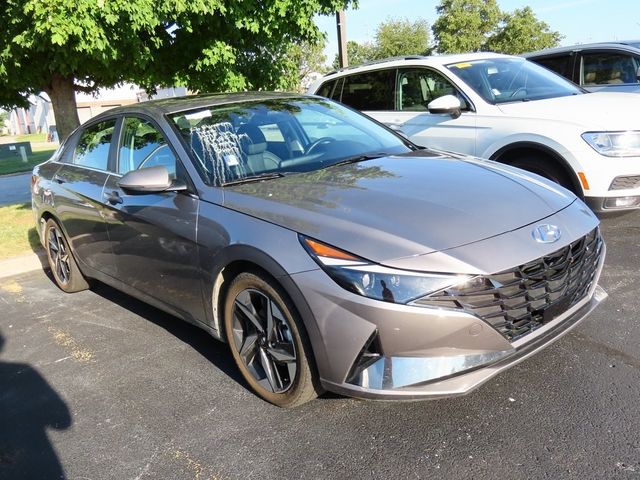 2022 Hyundai Elantra Limited