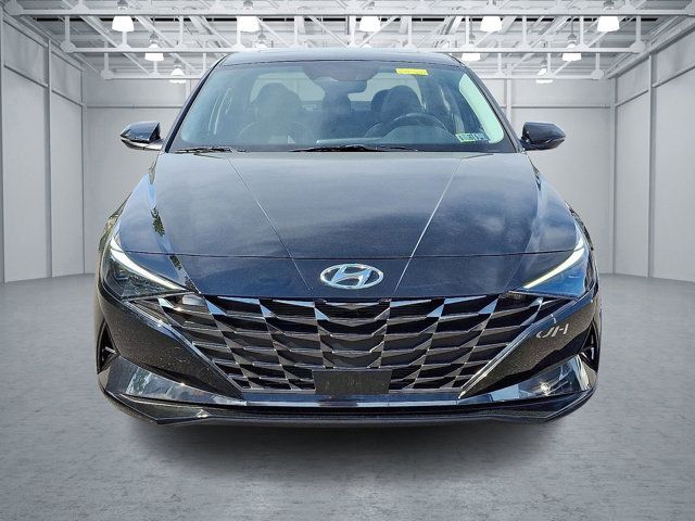 2022 Hyundai Elantra Limited