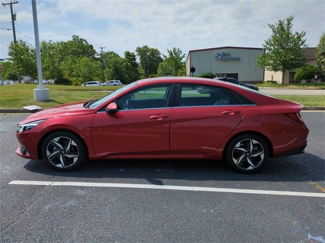 2022 Hyundai Elantra Limited