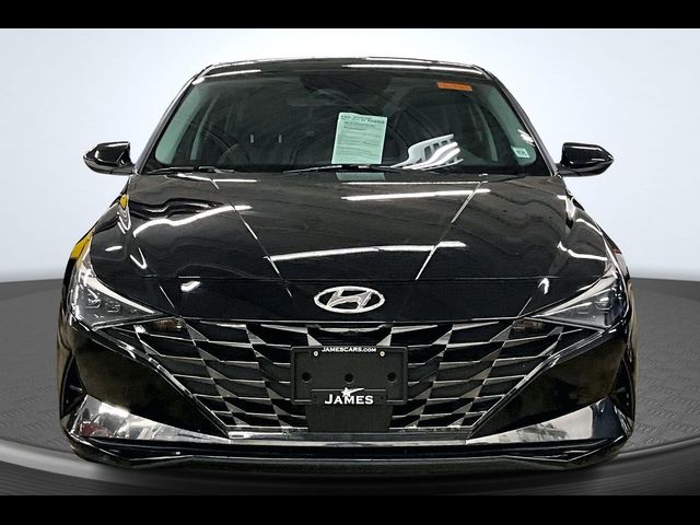 2022 Hyundai Elantra Limited