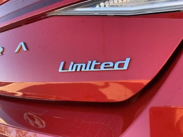 2022 Hyundai Elantra Limited