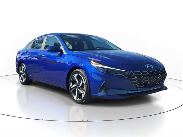 2022 Hyundai Elantra Limited