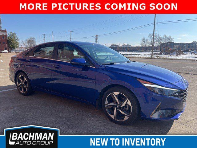 2022 Hyundai Elantra Limited