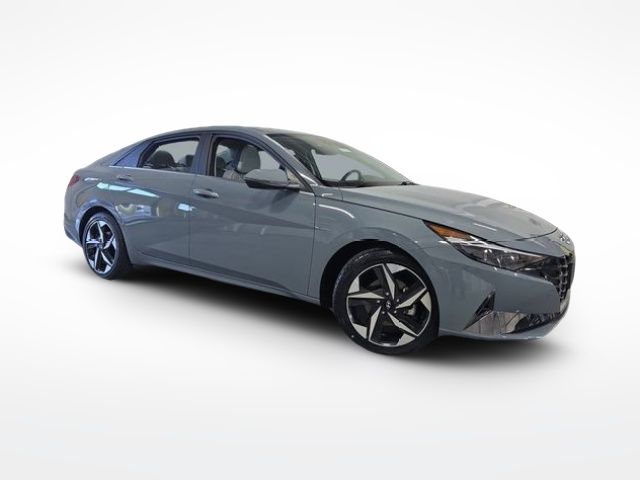 2022 Hyundai Elantra Limited