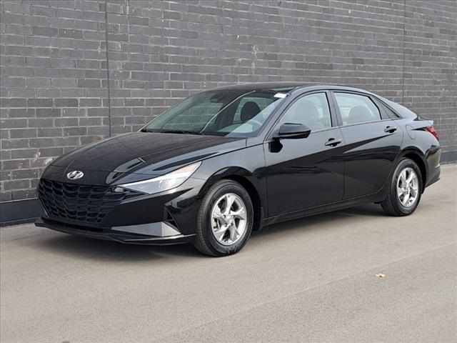 2022 Hyundai Elantra SE