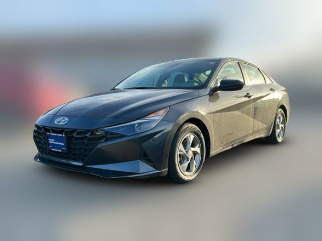 2022 Hyundai Elantra SE