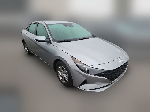 2022 Hyundai Elantra SE