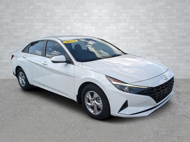 2022 Hyundai Elantra SE