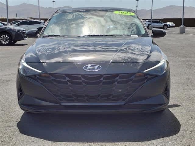 2022 Hyundai Elantra SE