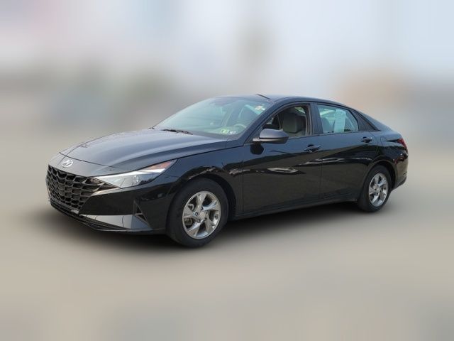 2022 Hyundai Elantra SE