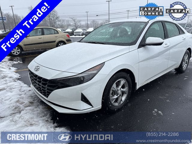 2022 Hyundai Elantra SE