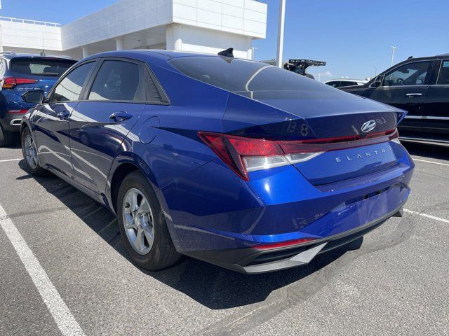 2022 Hyundai Elantra SE