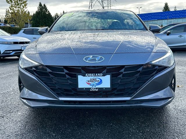 2022 Hyundai Elantra SE