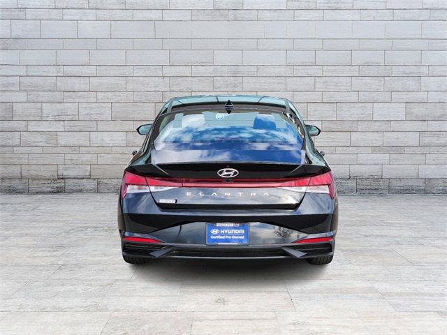 2022 Hyundai Elantra SEL