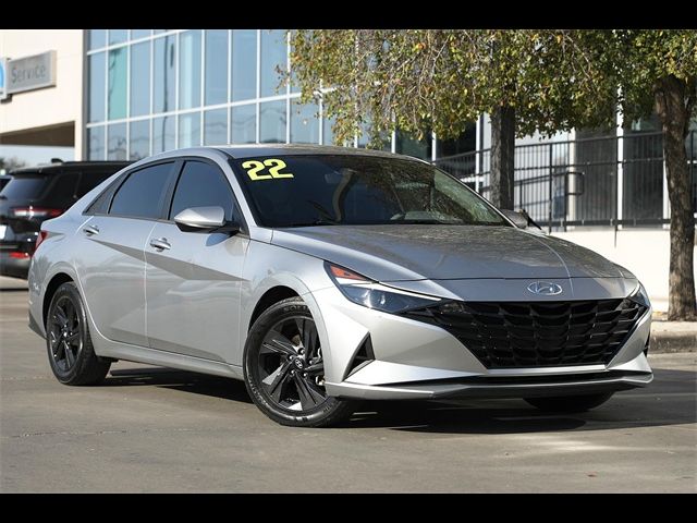 2022 Hyundai Elantra SEL