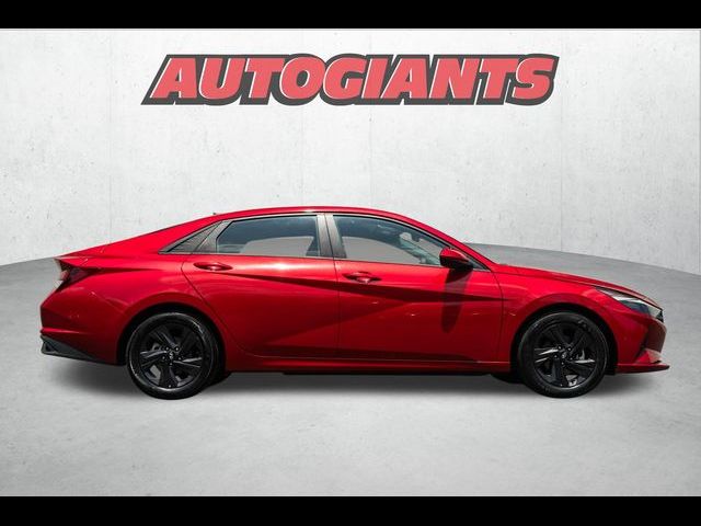 2022 Hyundai Elantra SEL