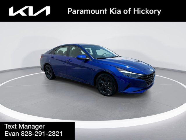 2022 Hyundai Elantra SEL