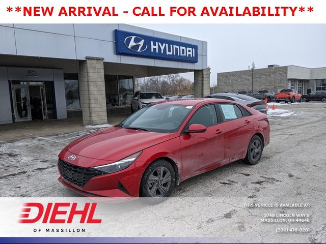 2022 Hyundai Elantra SEL