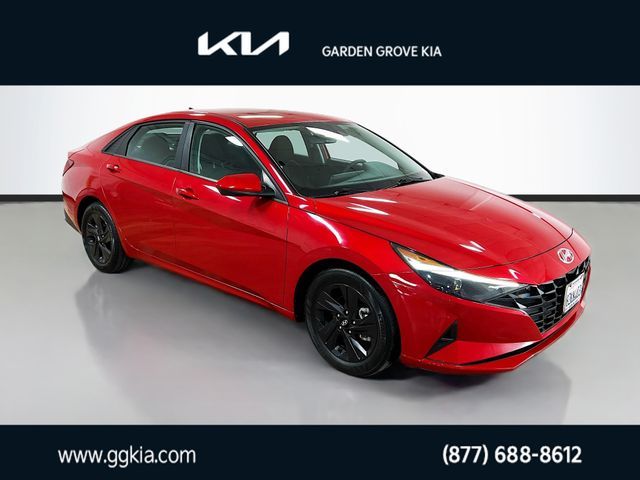 2022 Hyundai Elantra SEL