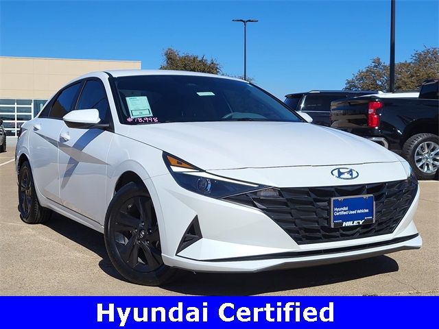 2022 Hyundai Elantra SEL