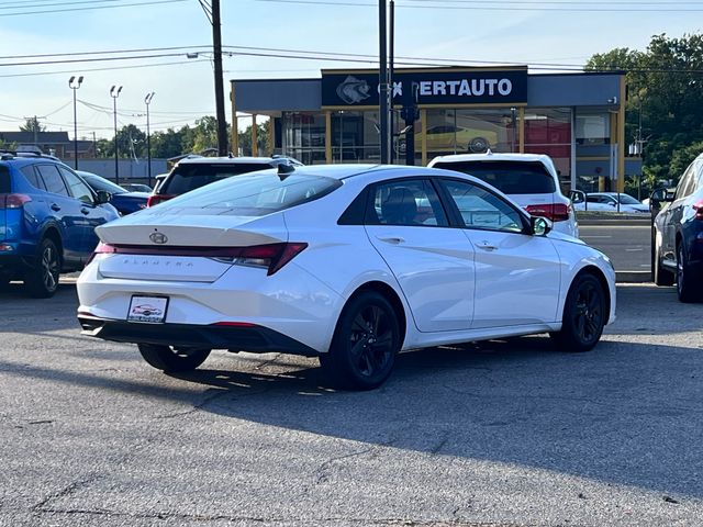 2022 Hyundai Elantra SEL