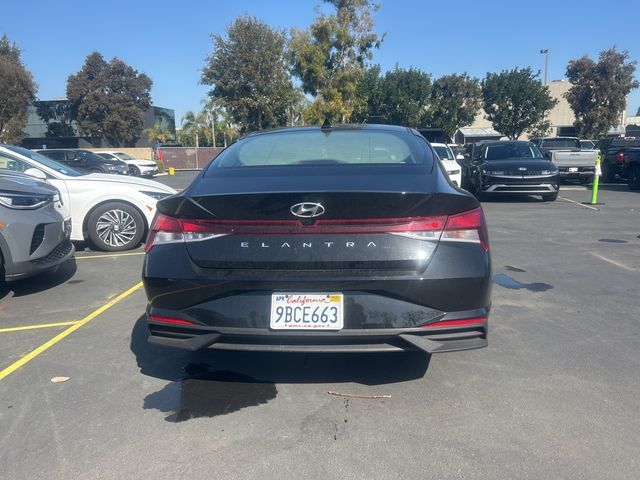 2022 Hyundai Elantra SEL