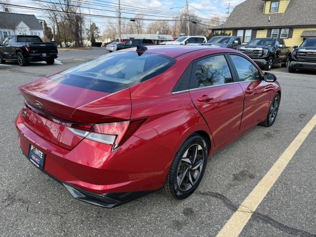 2022 Hyundai Elantra SEL