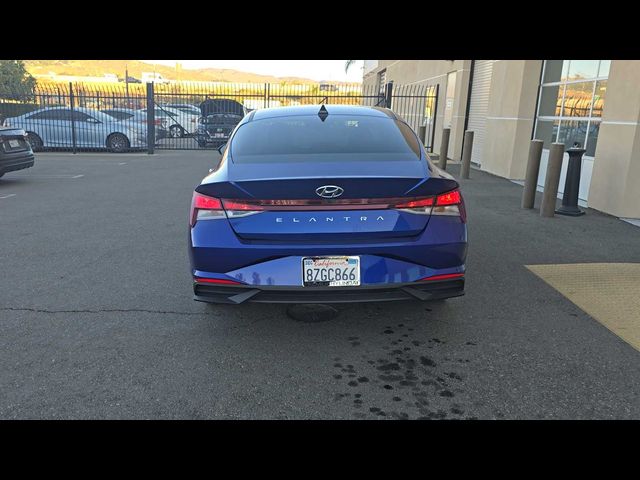 2022 Hyundai Elantra SEL