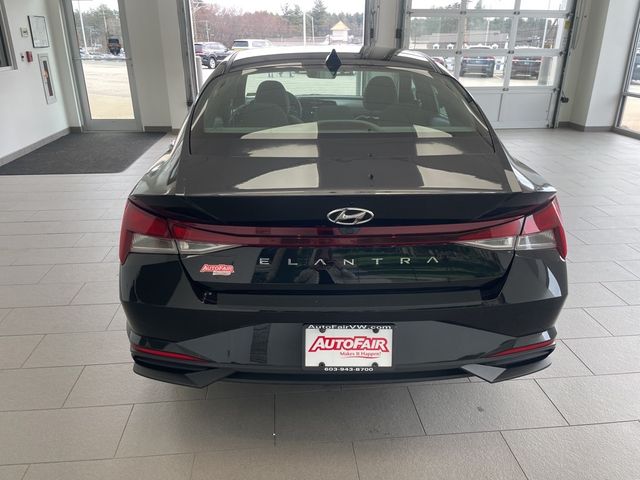 2022 Hyundai Elantra SEL