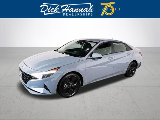 2022 Hyundai Elantra SEL