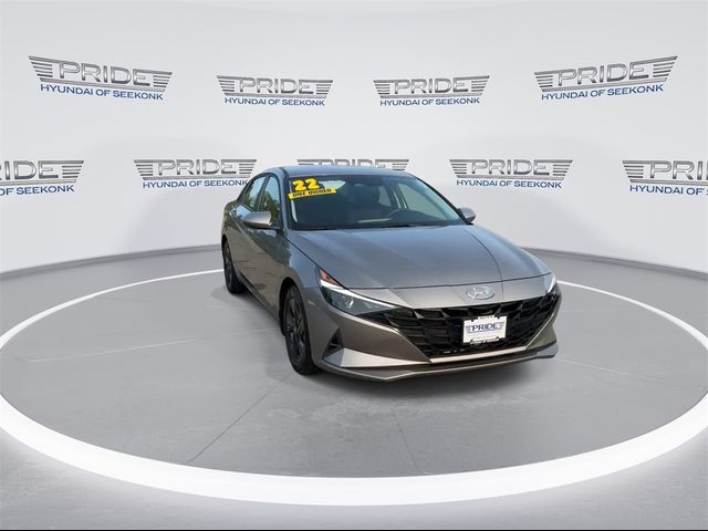 2022 Hyundai Elantra SEL