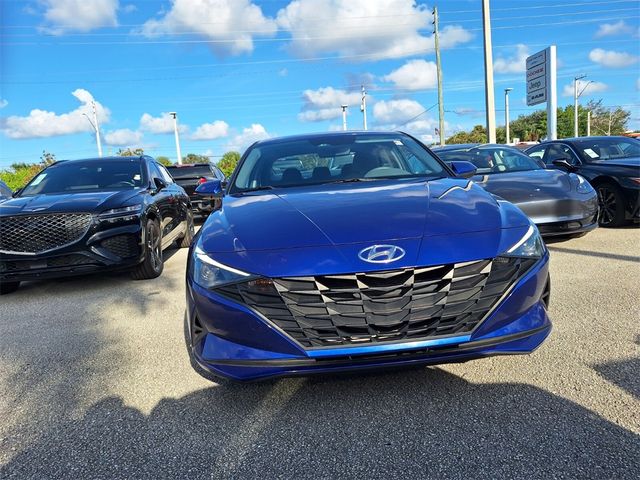 2022 Hyundai Elantra SEL